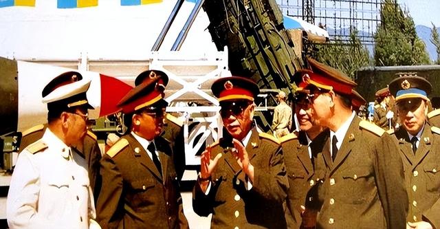 首次访华就不尊重我国？中国当场撤走仪仗队：摆正态度再来吧，