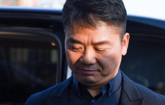 婚变风波48小时后，刘强东不再沉默，坦言“在老婆面前没了自信”