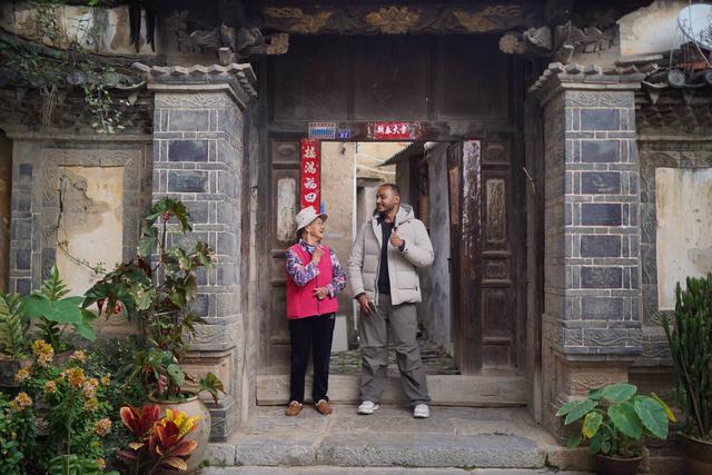 【外眼看云南】汽笛声中的“慢生活”，一场跨越国界的乡愁之旅