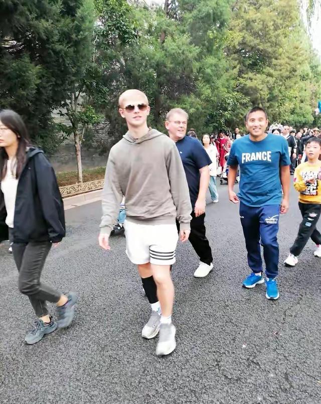 小勒布伦北京折戟沉沙之后：他与王楚钦的“爱恨情仇”