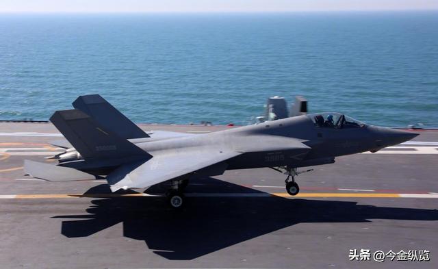 中国004核航母携歼50王牌出鞘，海军弯道超车，美军竟被甩20年？