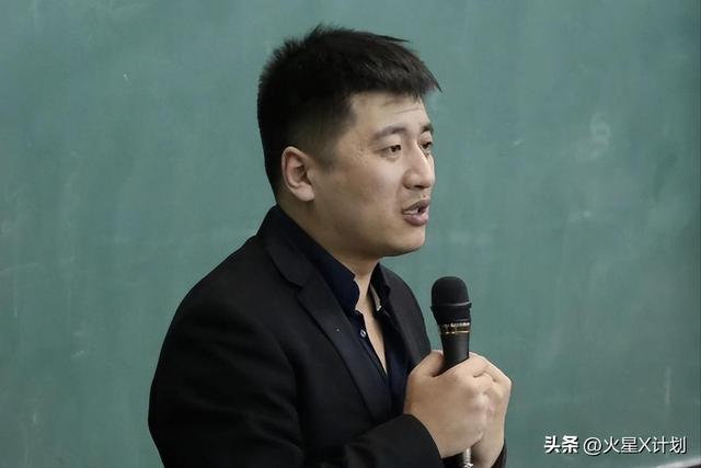 多次触碰网络红线，蓝战非和张雪峰账号被封，他们真的一点都不冤