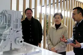 嘉定区领导走访调研企业，问计问需服务发展图片