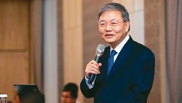 史上最惨 IT 转型:系统崩、客户怨;董事长停职、产品停售、被罚款