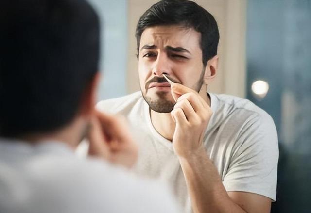 鼻毛总“窜”出来的男人	，暗示了啥？为什么鼻毛会变白？涨知识了