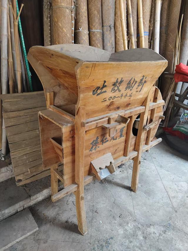 在富春江畔遇见孙权故里，网评有争议的龙门古镇其实很有看头