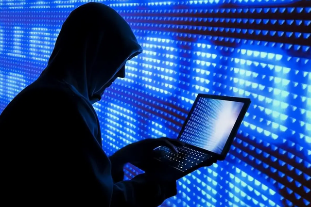 日本内阁正式批了！开始转守为攻，要在一大领域，重点针对中俄