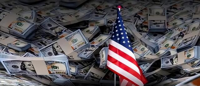 逃不掉了！38万亿债务炸雷，美联储急刹车，中国笑看美国自食恶果