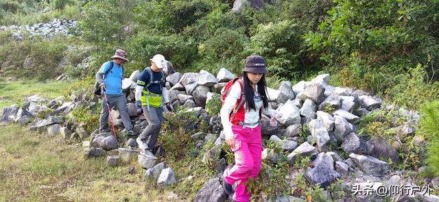 揭西猴面石徒步登山