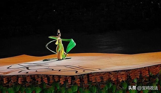 国安“点名”75岁张艺谋，释放三个强烈信号，巩俐的话真没说错