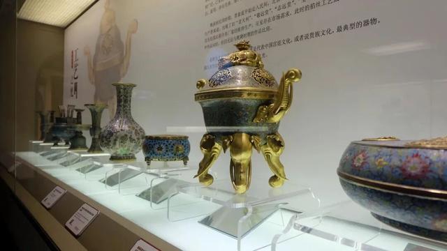 博物FUN | 观复之道：中国首家私立博物馆的“逆生长”密码