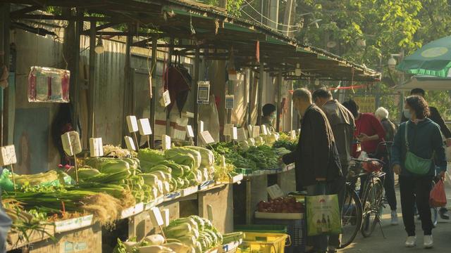 夏天22℃的小城，真能托付晚年吗？有人留下有人离开！
