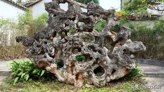 石屏风——龟背古城的地质活化石