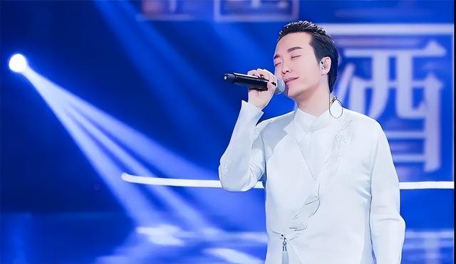 梅兰芳之子梅葆玖：一生无儿无女，至死不原谅半路出道的李玉刚