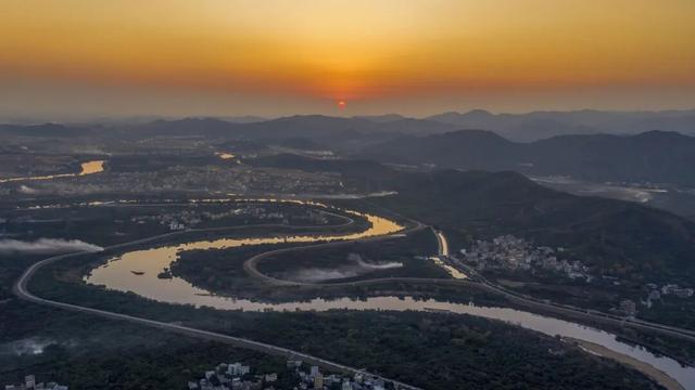 珠江，天生就要纵横四海