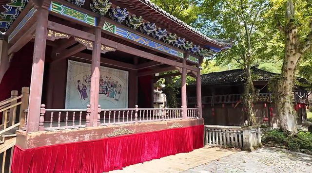 贵州令人遗憾的三线厂，绿树成荫环境优美，旅游开发却游客不多