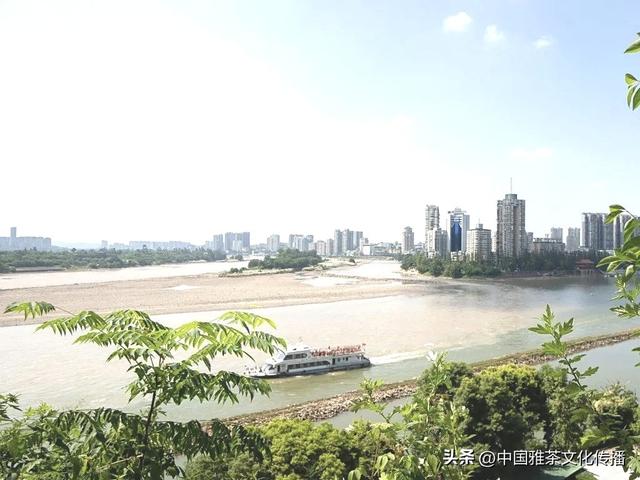 千年古韵里的诗意栖居——嘉州