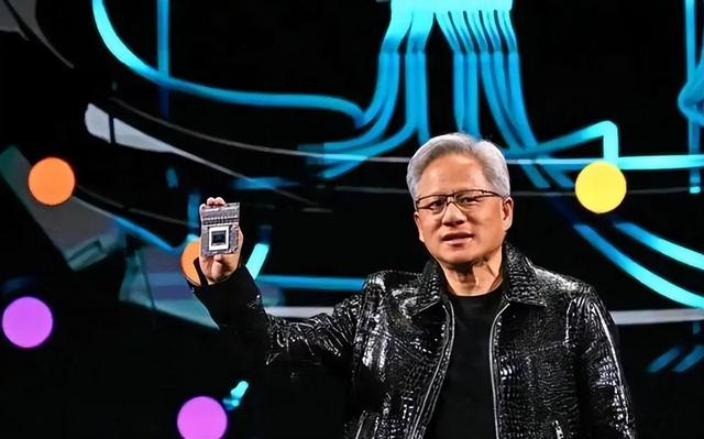 中美芯片摊牌！现实比封锁更狠：美国不是卖芯片，是想抽中国脊梁