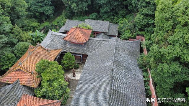 泸州方山99座峰，为何江阳沽酒客偏爱这薄刀岭？