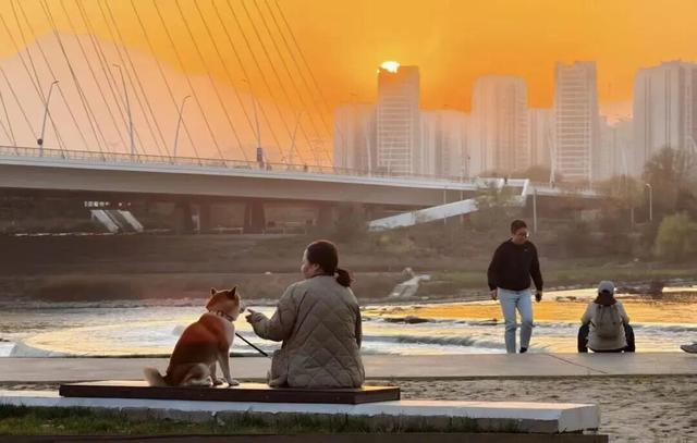 是时候去石景山首钢园燃烧你的卡路里了！