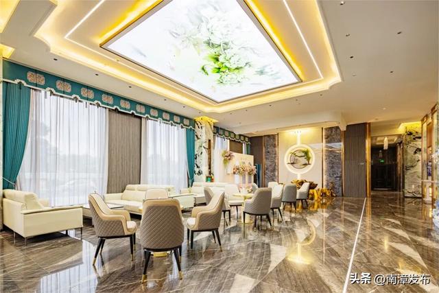 南漳首家！凯莱悦享酒店获评为“四星级旅游饭店”