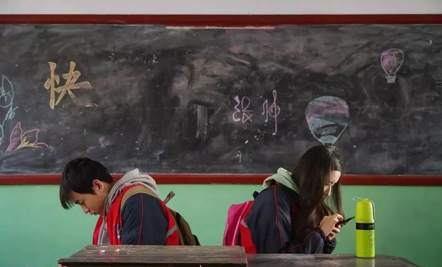 为什么抑郁休学？一位海淀家长和她走进精神科的孩子