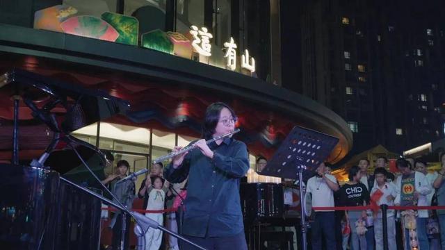来这有山！日日有惊喜，场场都精彩