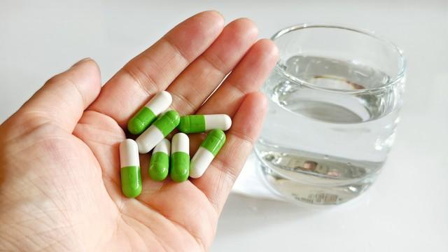 治前列腺增生的3个药：宁泌泰胶囊、前列回春胶囊、前列舒通胶囊