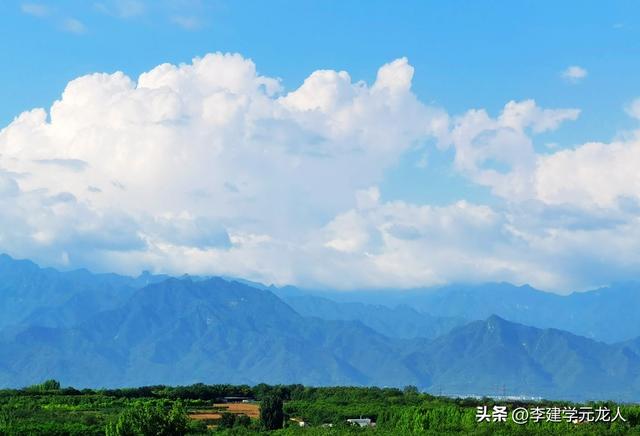望 南 山
