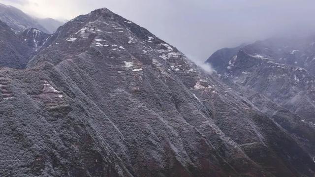 快看！是初雪！