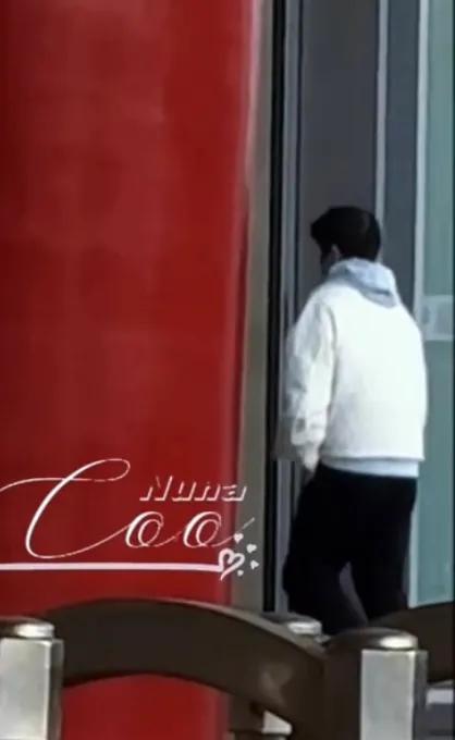 11.4日,莎莎在北京出发,莎莎发文感谢大家的生日祝福