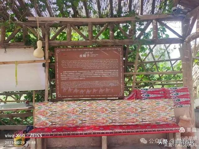 探秘新疆巴楚红海景区：自然与人文的交响｜ 申艳娟