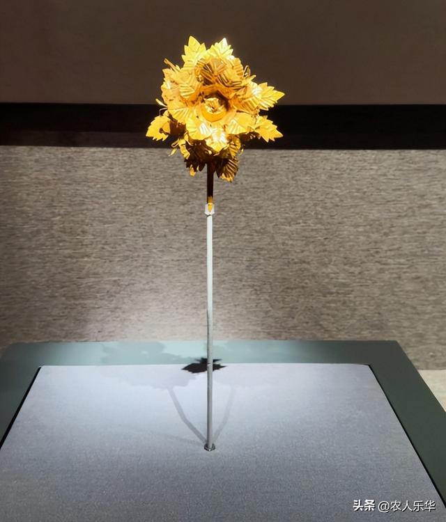 看过古人的小金饰，才知道我们都是在玩他们玩剩的