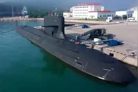新一轮下饺子又开始了，052D、055、核潜艇全都开始排队下水图片