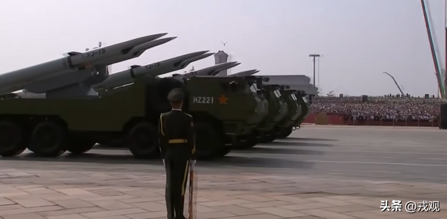 美军紧盯！中国新舰藏黑科技，隐身火力双开挂！美军都没玩转！