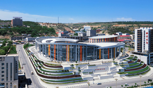 陕西最北隐形城市？无市名却有摩天楼和千亿产业，繁华程度超县城