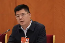 部分直播平台抽佣高达50% 代表建议：按主播类别制定分成比例 优质内容应扶持｜两会你我他图片