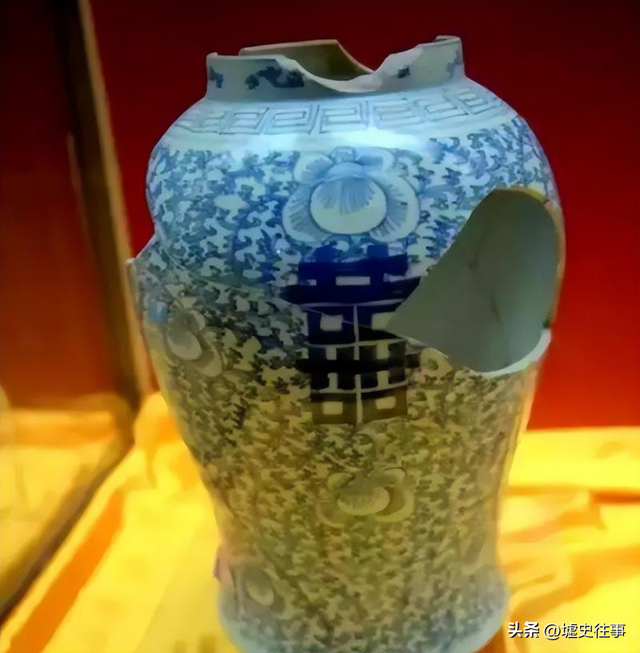 被外烧毁的圆明园，时隔160年后，居然在河道里挖出一件珍贵文物