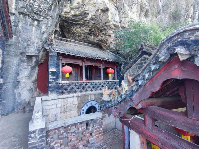 博山青龙山古建筑群，城寨结合，构思巧妙，不虚此行