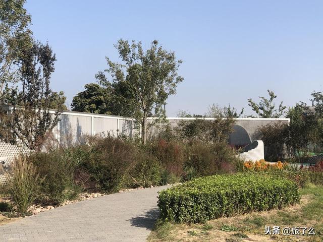 邢台市现有A级景区67家，其中5A级0家，4A级16家 3A级49家 2A级2家