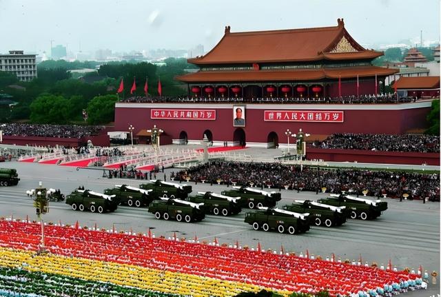 特朗普变了，普京变了，大陆也要动一动：解放军在台海有罕见动作