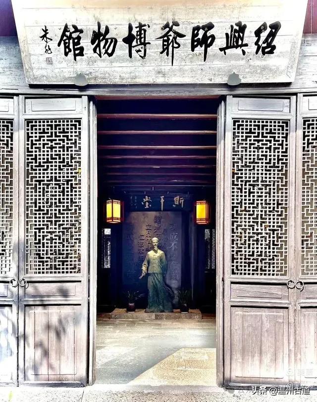 比乌镇宁静！浙江低调的4A古镇，被称为“活着的古镇”~~
