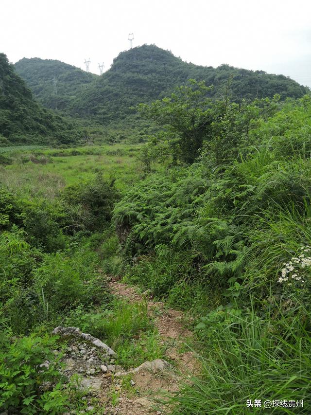 环城贵阳花溪苗王坡越野大环线之青岩段达夯翁拢“冈仁波齐”风景