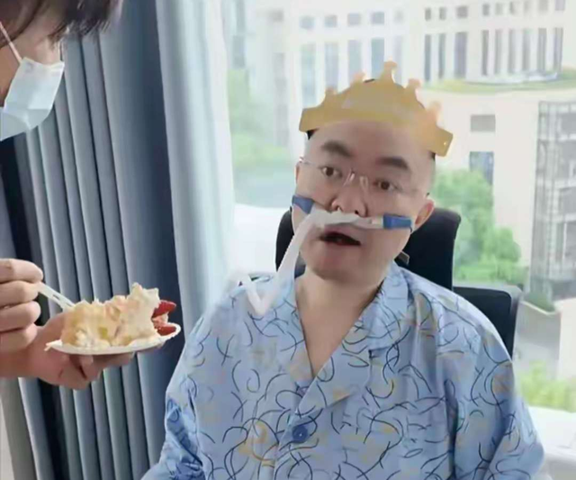 老天太残忍！蔡磊妻子痛苦自曝处境，丈夫濒临死亡，可怜6岁儿子