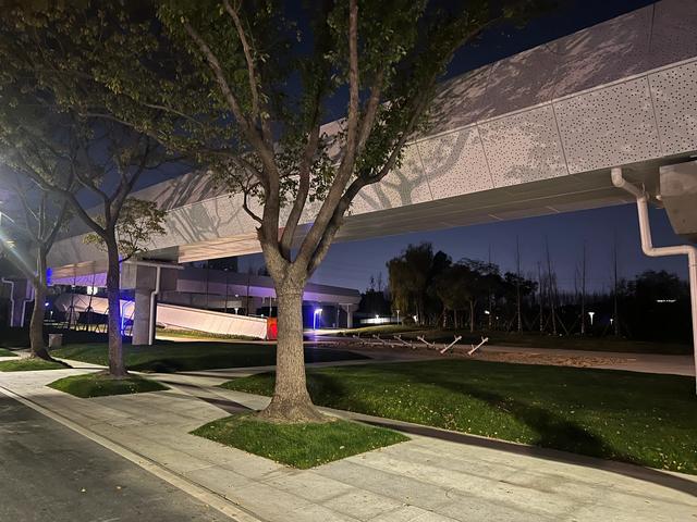 夜步嘉兴中央公园