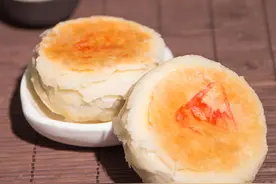 中秋顶流！这块苏式肉月饼日销42万只图片