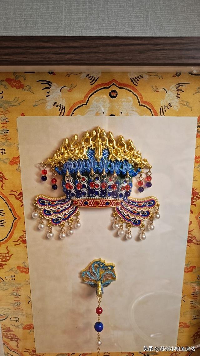 一帧凤冠、一曲红楼、一台风车：这些文创里竟藏着文化与时光？