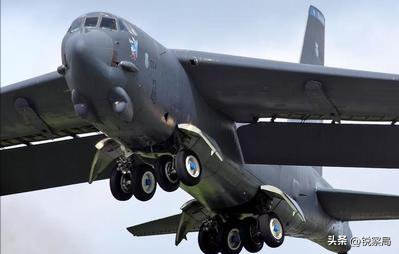 美国发动地面打击！隐形战机封加勒比，瞄准委内瑞拉石油命脉