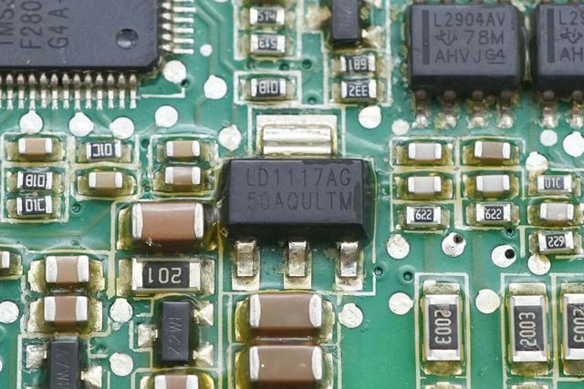 重达18斤的大块头，内部全是灰，麦格米特15kW充电模块拆解