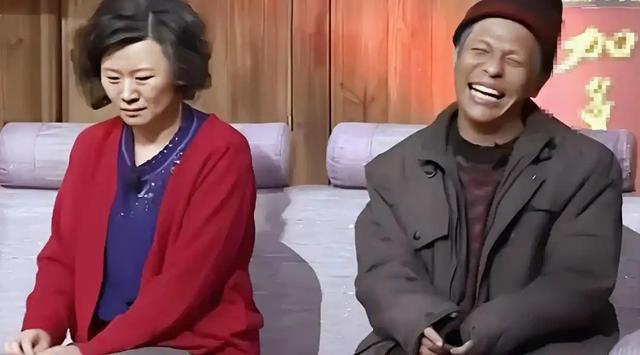 牡丹花下死，做鬼也风流！如今，谁也劝不了“抛妻娶粉”的宋小宝